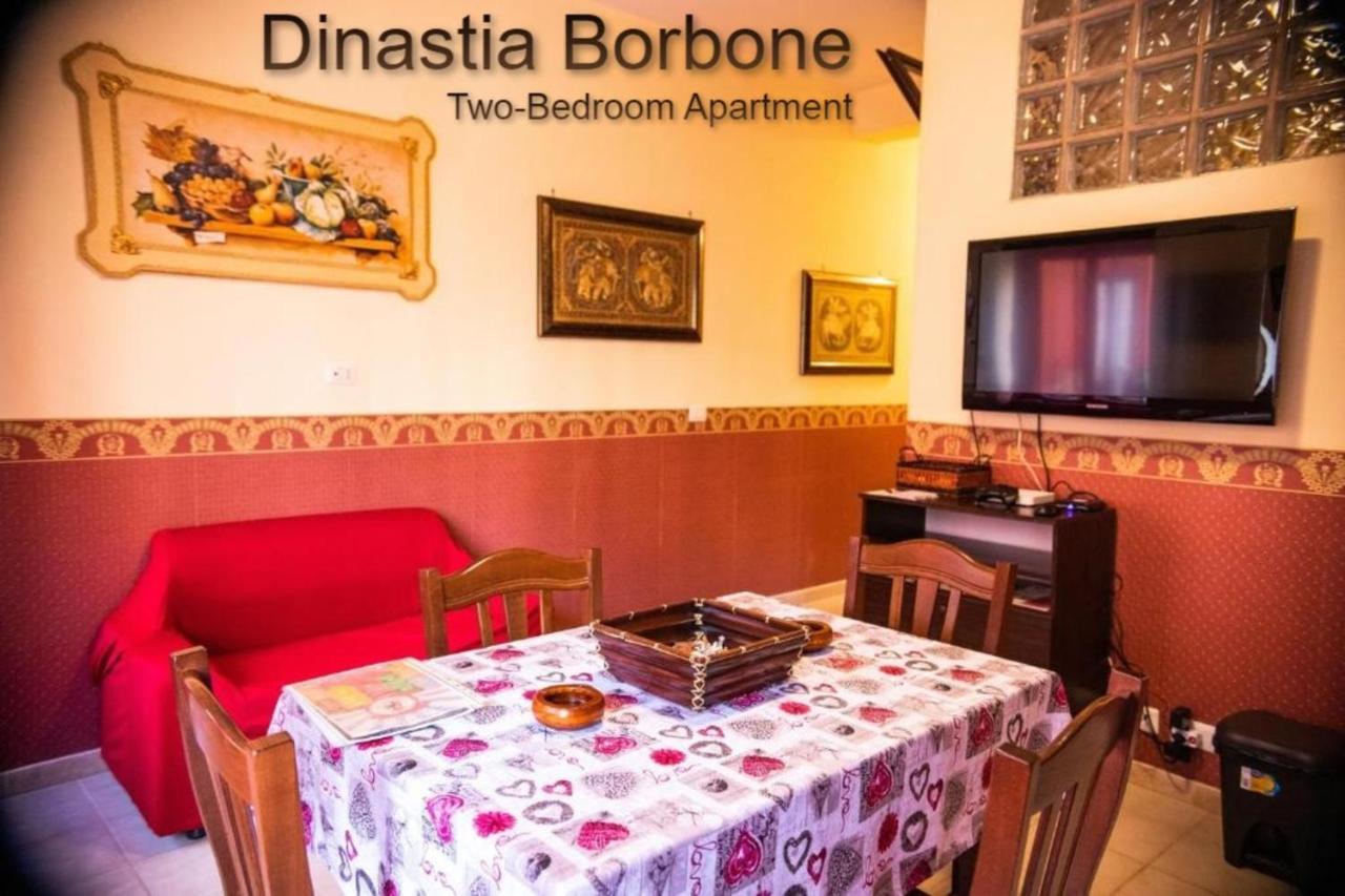 Casa Vacanza Dinastia Borbone - Centro Storico Neapol Exteriér fotografie