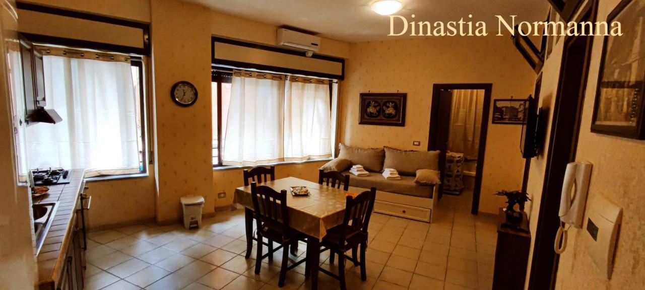 Casa Vacanza Dinastia Borbone - Centro Storico Neapol Exteriér fotografie