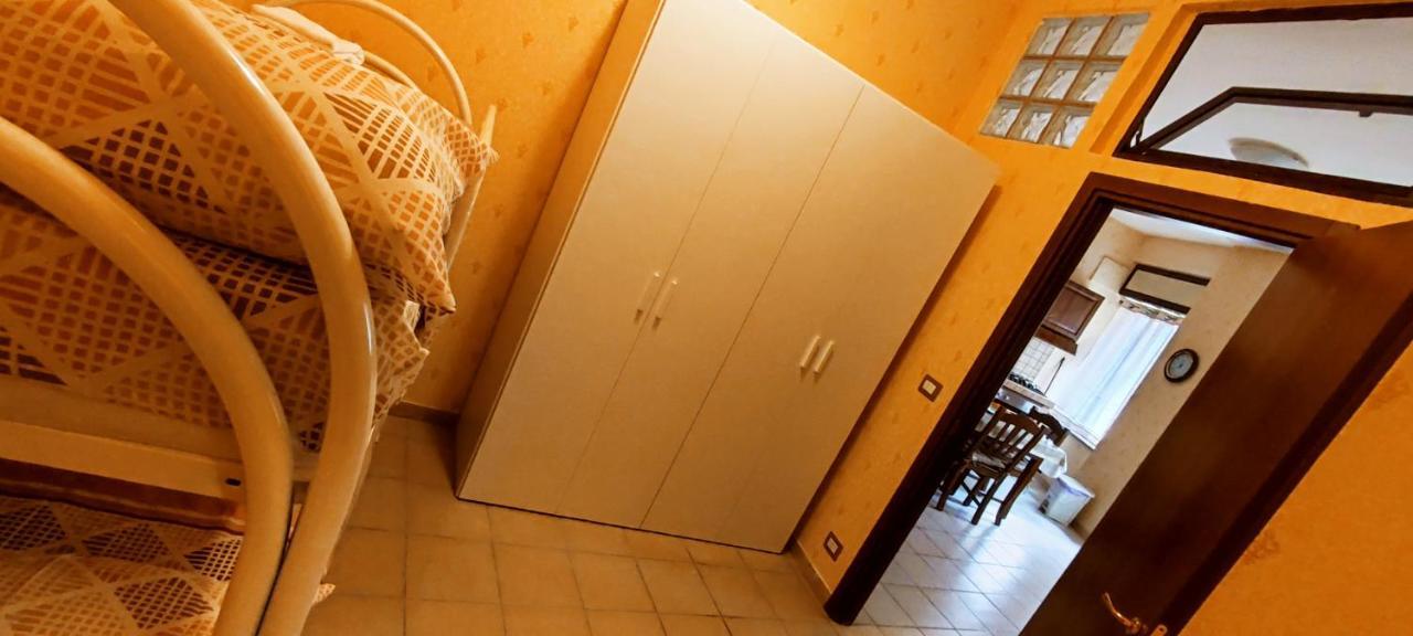 Casa Vacanza Dinastia Borbone - Centro Storico Neapol Exteriér fotografie
