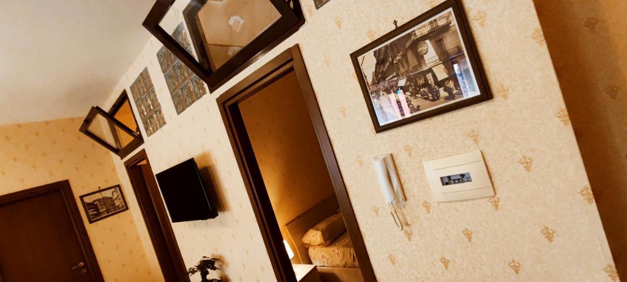 Casa Vacanza Dinastia Borbone - Centro Storico Neapol Exteriér fotografie